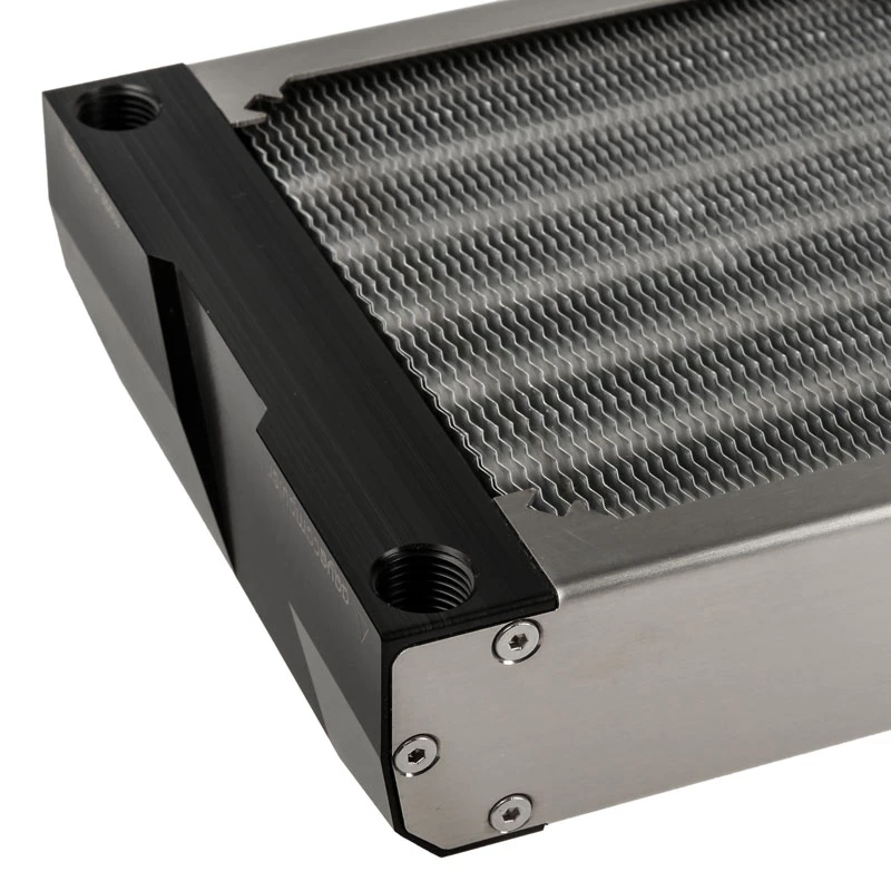 Radiator Aqua-Computer airplex radical 2/480 — Aluminium/Miedź/Stal nierdzewna, 520×140×40 mm