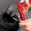 Narzędzie do zaciskania Knipex 97 33 03 MultiCrimp do złączy PV MC4 i MC4 EVO2