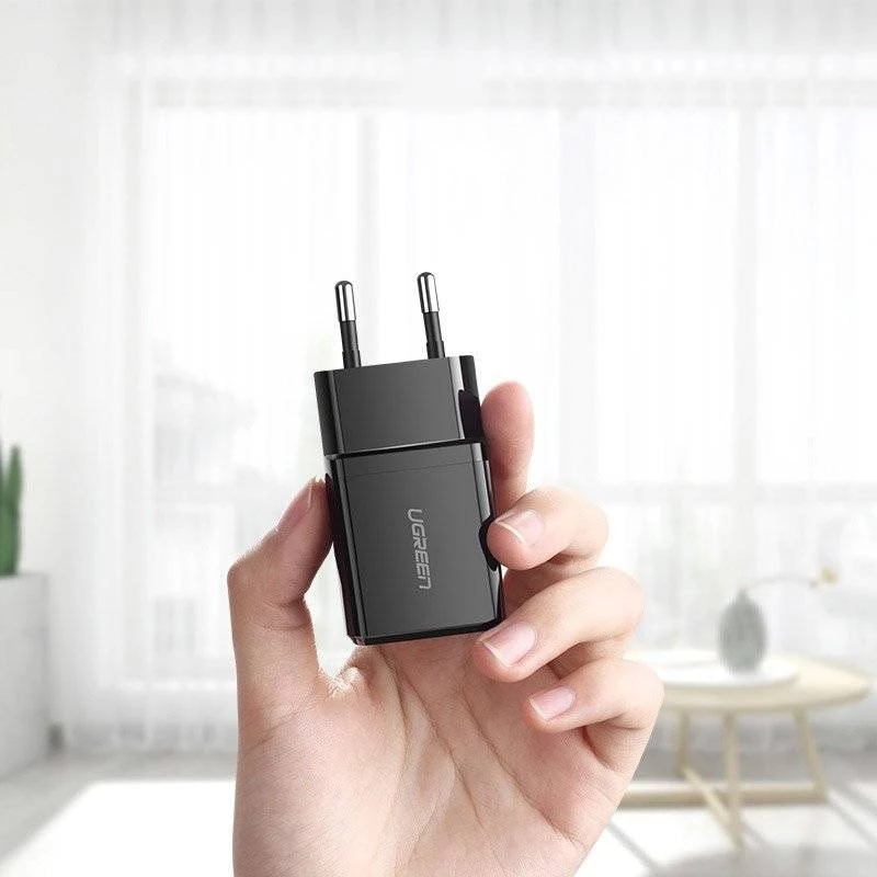 Ładowarka sieciowa USB Ugreen 2.1A (czarna)