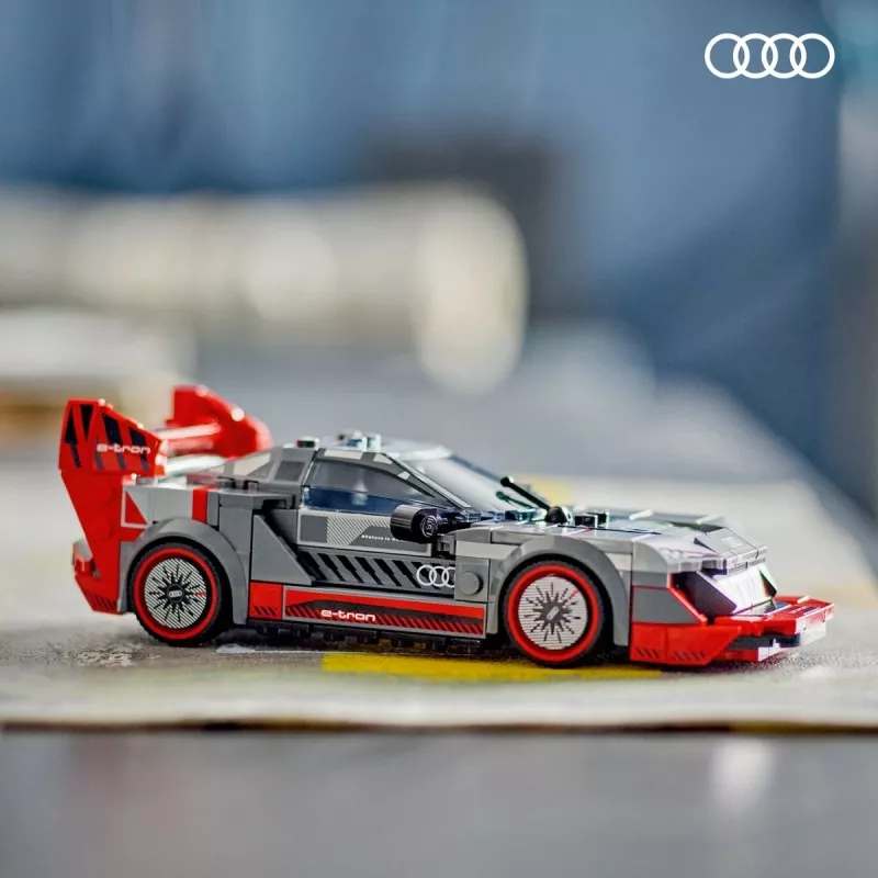 Lego Speed Champions 76921 Audi S1 E-Tron Quattro Zestaw z Samochodem Wyścigowym