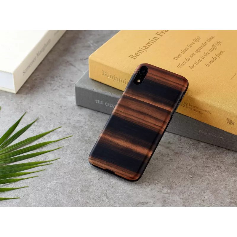 Etui na smartfon man and wood do iPhone XR — hebanowa czerń, ochronna twarda skorupa