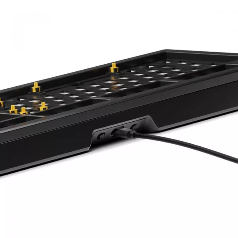 Mechaniczna klawiatura GLORIOUS GMMK 3 PRO Barebones — pełnowymiarowa (100%), przewodowa USB, RGB, czarna