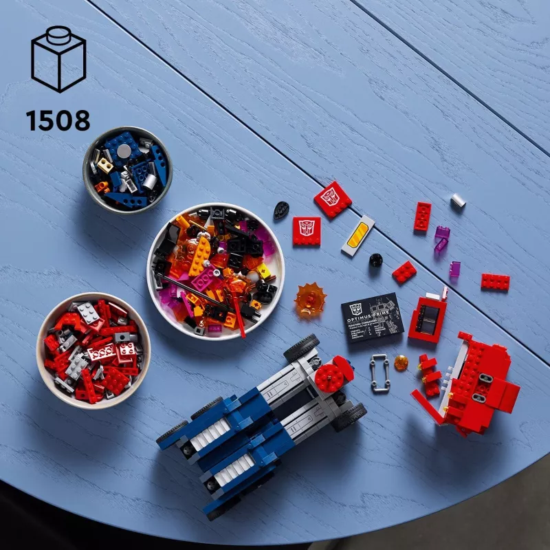 LEGO® 10302 Icons Optimus Prime, zestaw modeli robotów Transformers