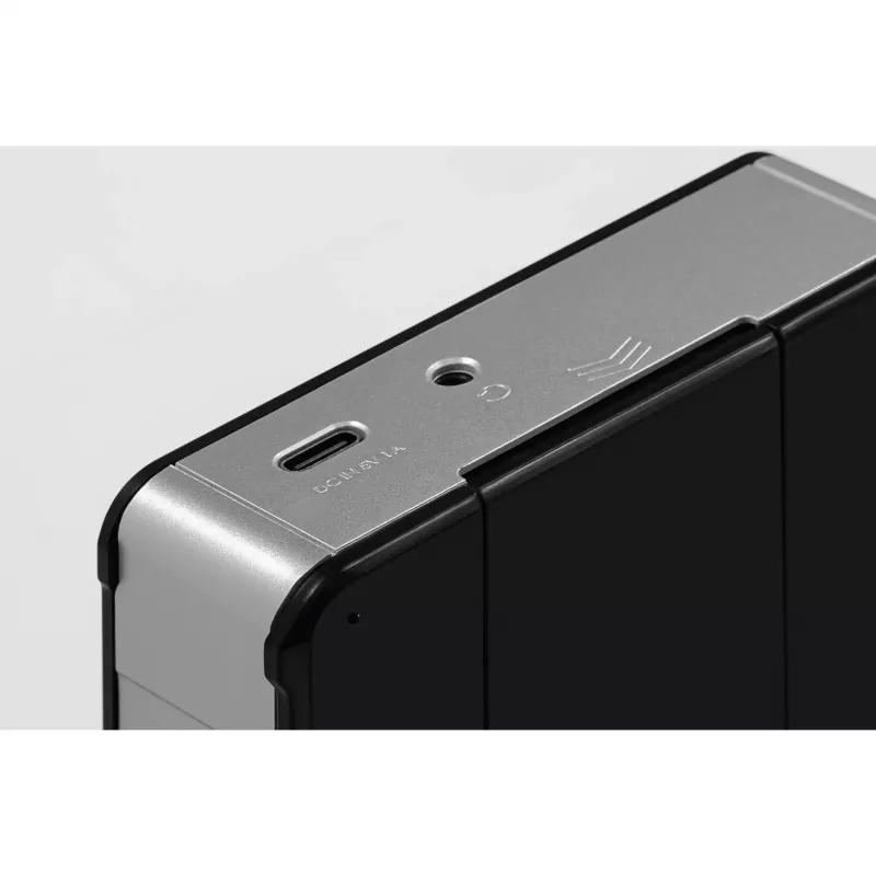 Przenośne radio TECHNISAT DIGITRADIO 1 A — DAB+/FM, wyświetlacz OLED, USB-C, słuchawki 3,5 mm, 1 W, czarny/srebrny