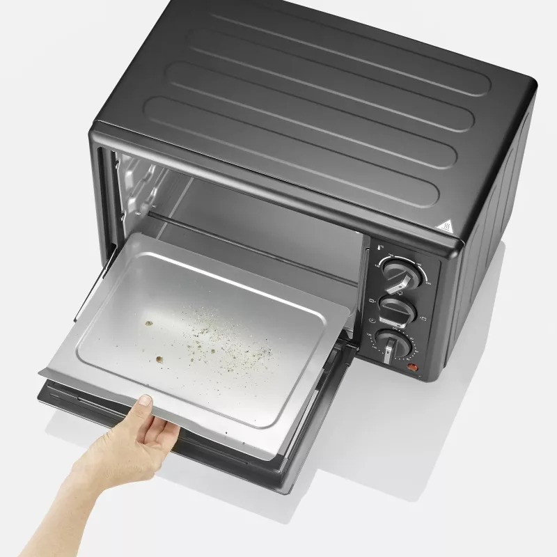 Elektryczny mini piekarnik SEVERIN TO 2078 — pojemność 20 l, 1600 W, czarny, wolnostojący