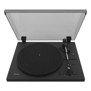 Gramofon analogowy z napędem paskowym TEAC TN-175-B Czarny