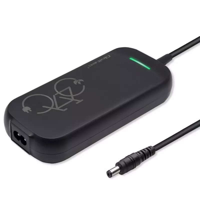 Qoltec Szybka Ładowarka do Hulajnogi Elektrycznej 36V | 42V | 2A | 5.5*2.5 | wodoodporna + kabel zasilający
