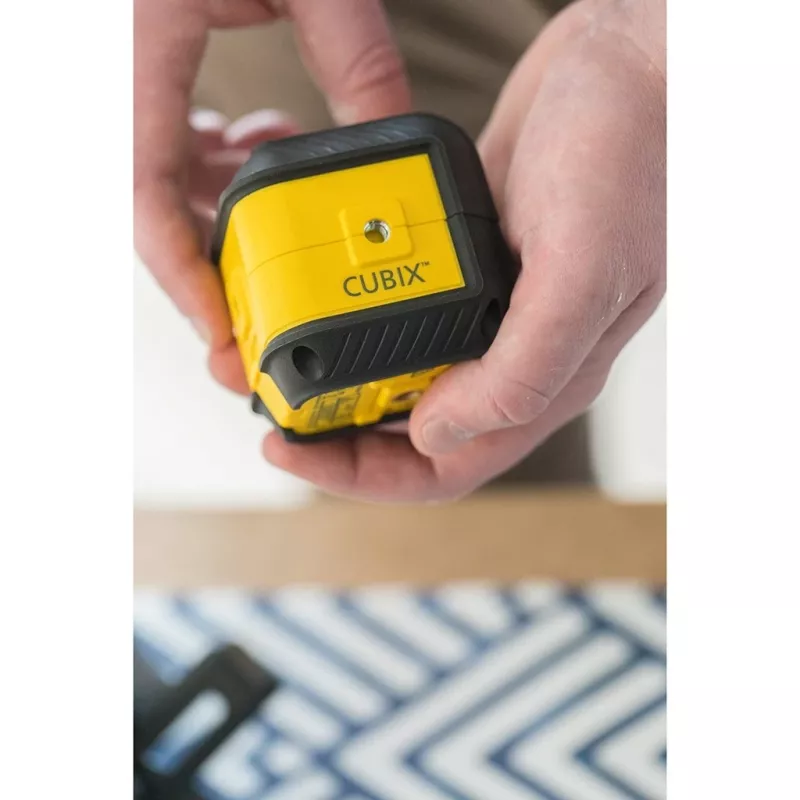Poziomnica liniowa Stanley Cubix Cross Line czerwony Beam Laser
