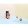 Etui ochronne “man and wood” do iPhone'a 12 Pro Max — brązowa krata z czarnymi akcentami