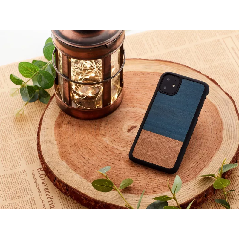 Etui na smartfona man and wood dla iPhone 11 — denim Czarny ochronne etui