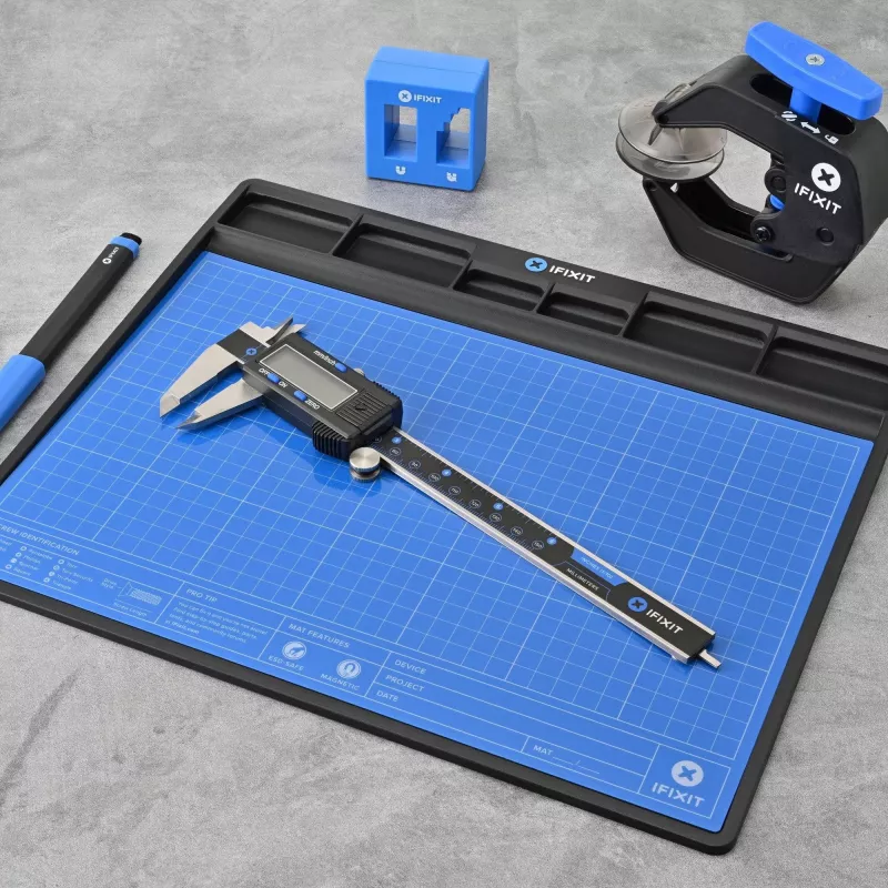 iFixit Repair Business Toolkit Komplette Reparaturwerkstatt in einer Tasche