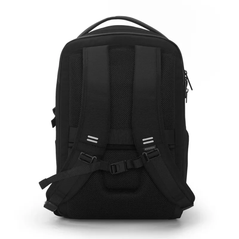 Plecak XDDESIGN Bizz Czarny — wodoodporny, lekki, model P705.931