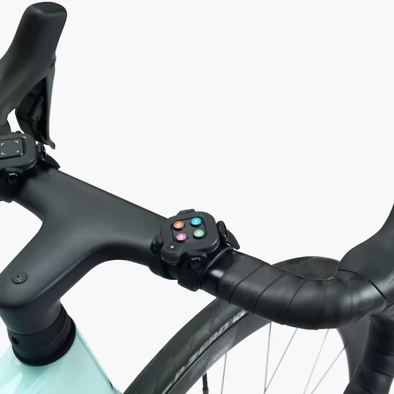 Wahoo KICKR CORE 2 Trainer (ZWIFT Cog & Click)