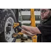 Zakrętarka udarowa DeWALT DCF891P2T-QW, bezszczotkowa, 18V 5.0Ah, uchwyt 1/2 cala, moment obrotowy 812 Nm, 2000 obr./min, 2 akumulatory, ładowarka, walizka