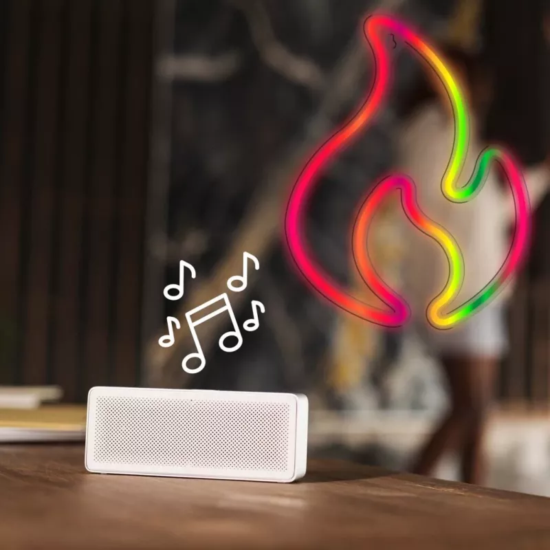 Dekoracyjne światło neonowe MANTA SNL58RGB — pasek LED zmieniający kolory RGB, model SNL58RGB