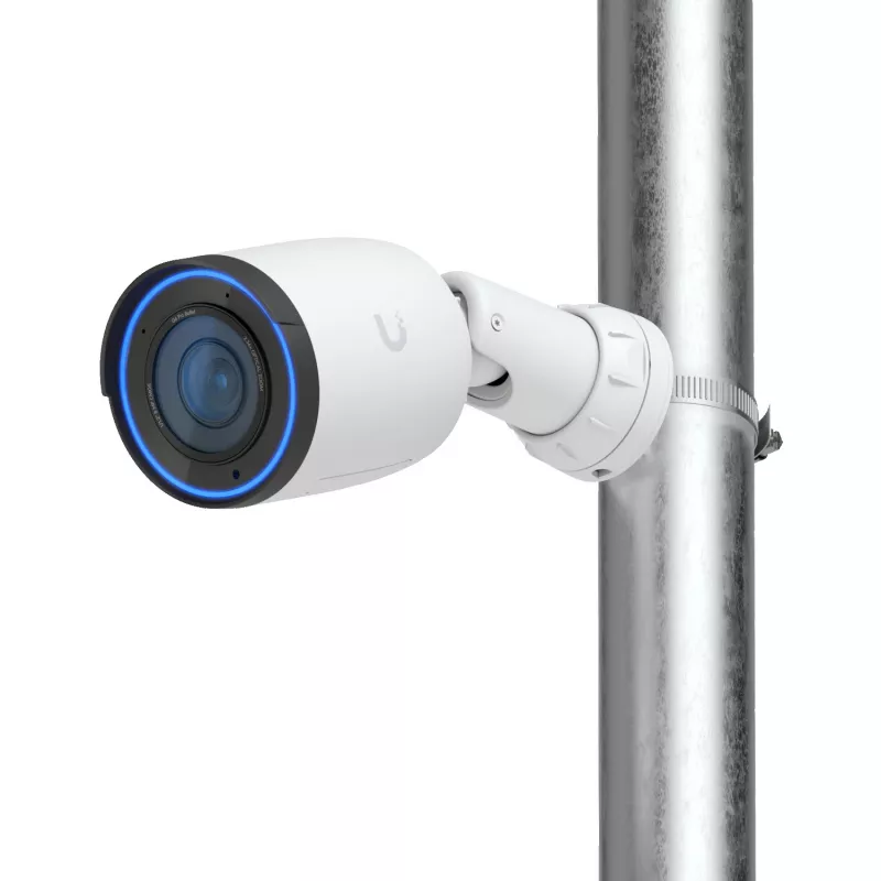 Kamera IP UBIQUITI G6 Pro Bullet — 4K (3840×2160), przewodowa, wewnątrz/na zewnątrz, CMOS 1/1.2 cala, 5.9–13.8 mm, zoom optyczny 2.36x, montaż sufitowy/ścienny/słupowy