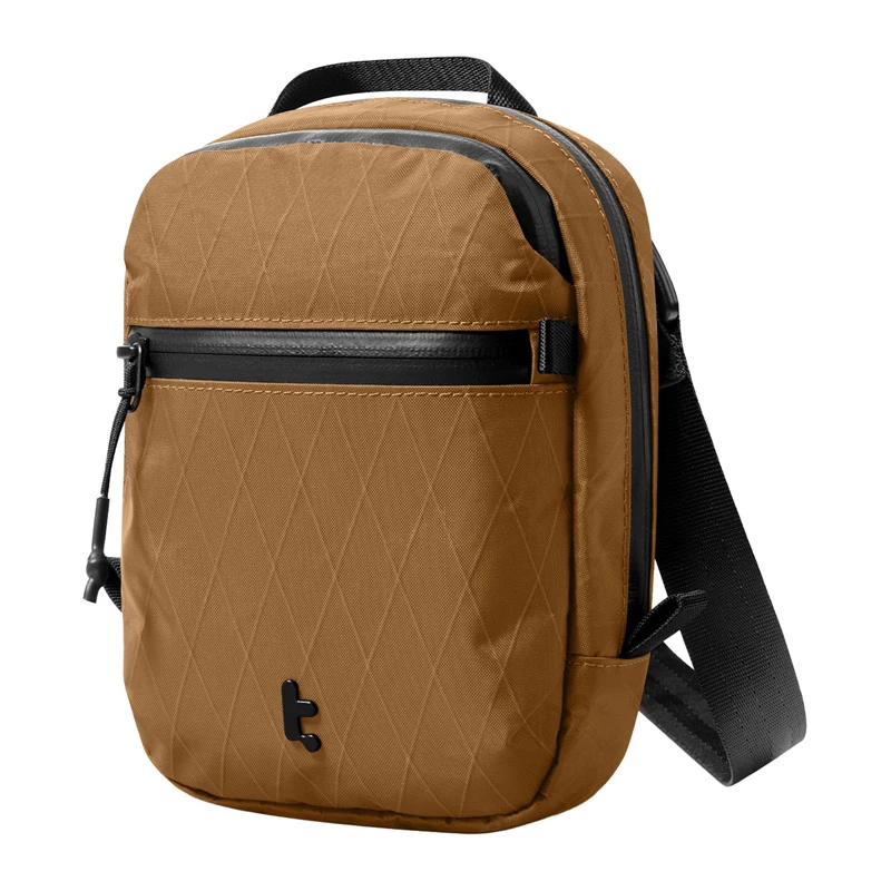 Torba podróżna Tomtoc Aviator-T37 z paskiem na ramię, tkanina X-Pac, brązowa