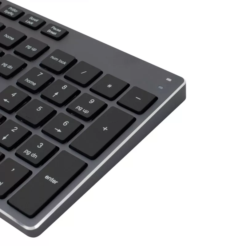 Klawiatura bezprzewodowa SBOX WK-131 US, kompaktowa konstrukcja metalowa, układ US