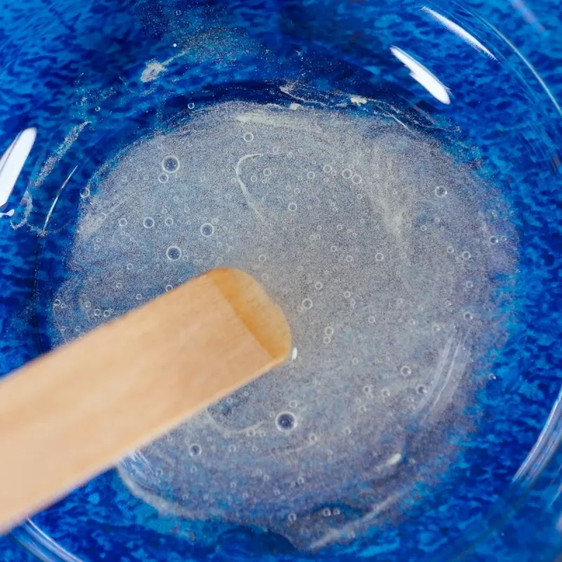 Zestaw naukowy Liscianigiochi Crazy Science Slime w ciemności 304-PL89239 — zestaw do eksperymentów ze świecącym w ciemności slime'em