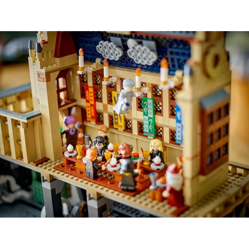 LEGO® Harry Potter™ Zamek Hogwart™: Wielka Sala 76435