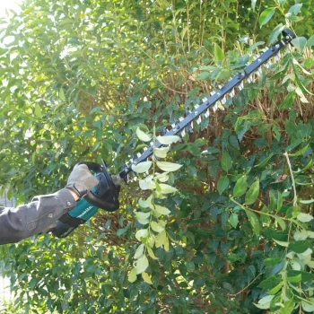 Makita UH007GZ elektryczne nożyce do żywopłotu obustronne ostrze 3,9 kg