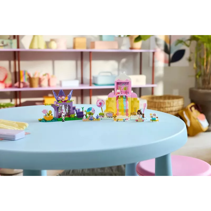 Zabawka konstrukcyjna LEGO Icing Mountain and Kitten Garden zestaw 11205 — 263 elementy, 3 minifigurki, wiek 4+