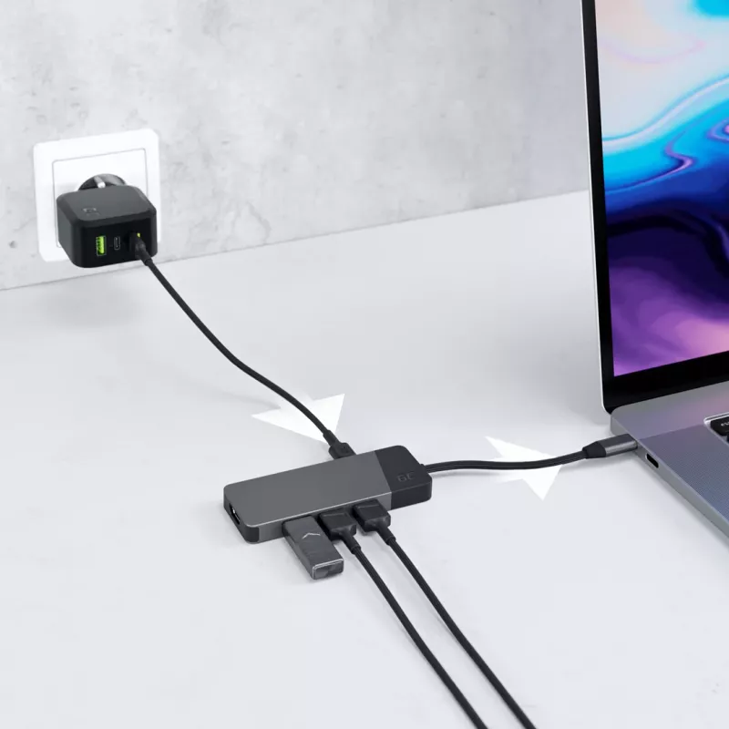 Hub USB Type‑C zielony Cell HUBGC01 — 7 portów: 3×USB‑A 3.2 Gen 1, 1×USB‑C 3.2 Gen 1, HDMI, czytnik microSD+SD — srebrny