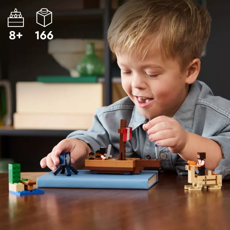 LEGO MINECRAFT 21259 Rejs Pirackiego Statku