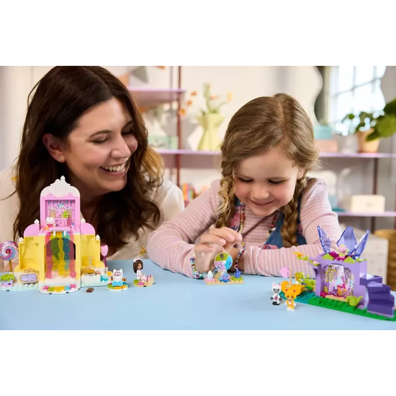 Zabawka konstrukcyjna LEGO Icing Mountain and Kitten Garden zestaw 11205 — 263 elementy, 3 minifigurki, wiek 4+