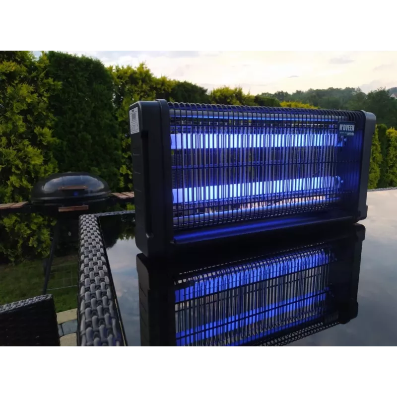 Lampa owadobójcza NOVEEN IKN30 Czarna — Światło UV, energooszczędna, wewnętrzne zwalczanie szkodników