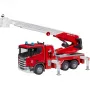 Wóz strażacki BRUDER Scania Super 560R czerwono-biały plastik 3+