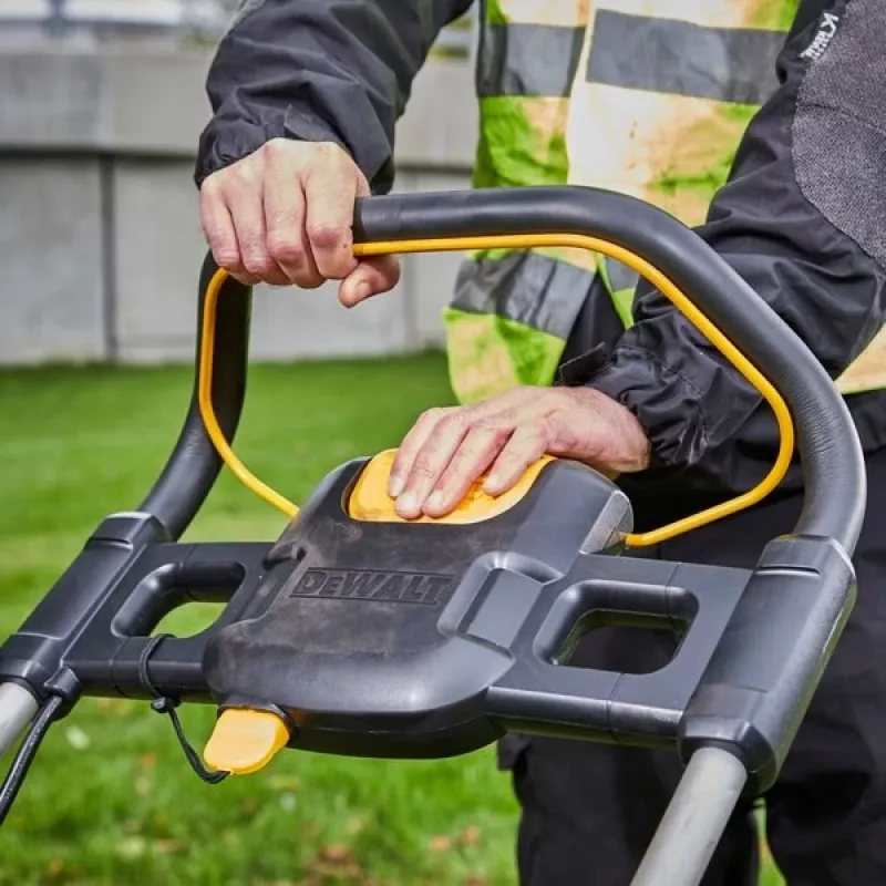 Kosiarka pchana DeWALT DCMW564P2-QW