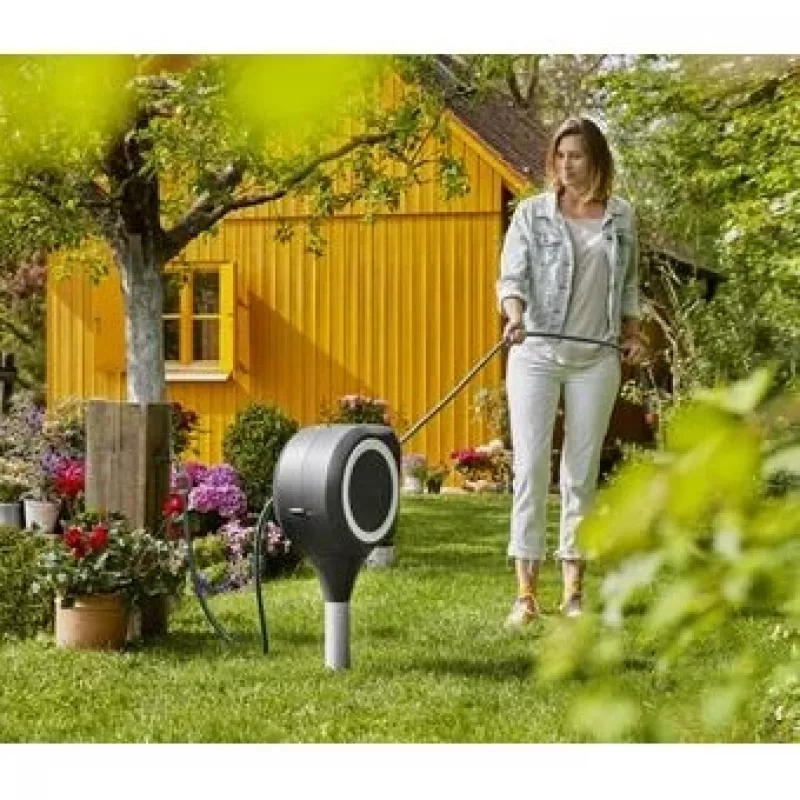 Bęben wolnostojący Gardena RollUp Automatic Czarno-Szary