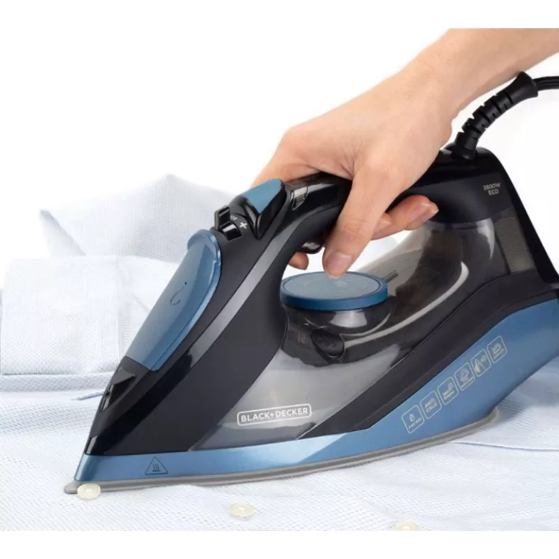 Żelazko Black+Decker BXIR2801E