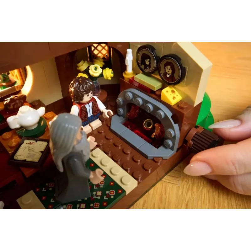 LEGO ICONS 10354 Władca Pierścieni: Shire