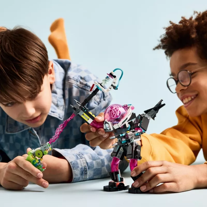 Zabawka konstrukcyjna LEGO 71495 Mateo vs. Mech Cybermózgu — zestaw z minifigurkami i budowanym mechem