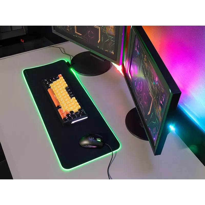 Gamepad TRACER GameZone Maxi RGB TRAPAD47549 — przewodowy kontroler z podświetleniem RGB i ergonomiczną konstrukcją