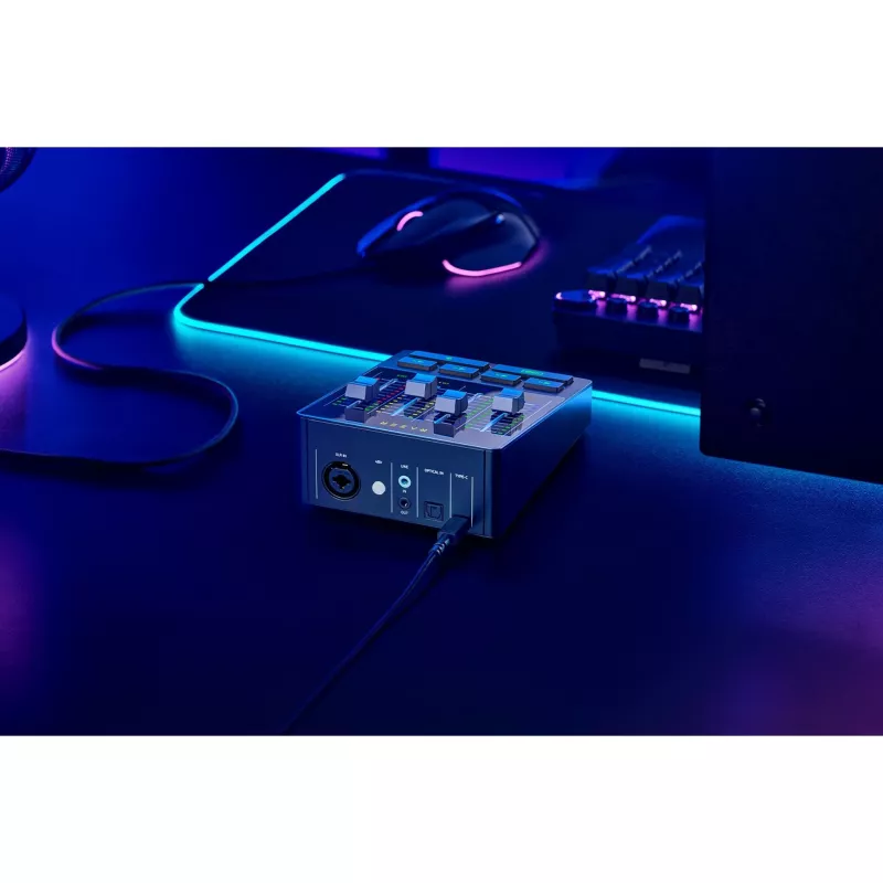 Razer Cyfrowy mikser 4-kanałowy (RZ19-03860100-R3M1)