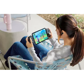 Gamepad Razer Kishi V3 Pro Haptic USB-C do telefonów, mini tabletów i PC