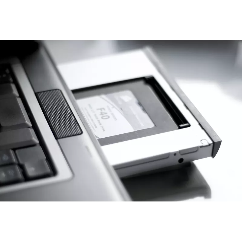 Rama montażowa SSD / HDD CD / DVD / Blu-ray SATA na SATA III 12,7 mm