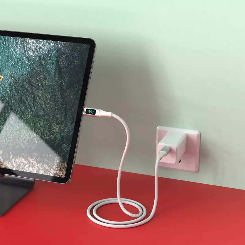 Kabel USB-C na USB-C 4smarts DigitCord 100 W 1,5 m biały