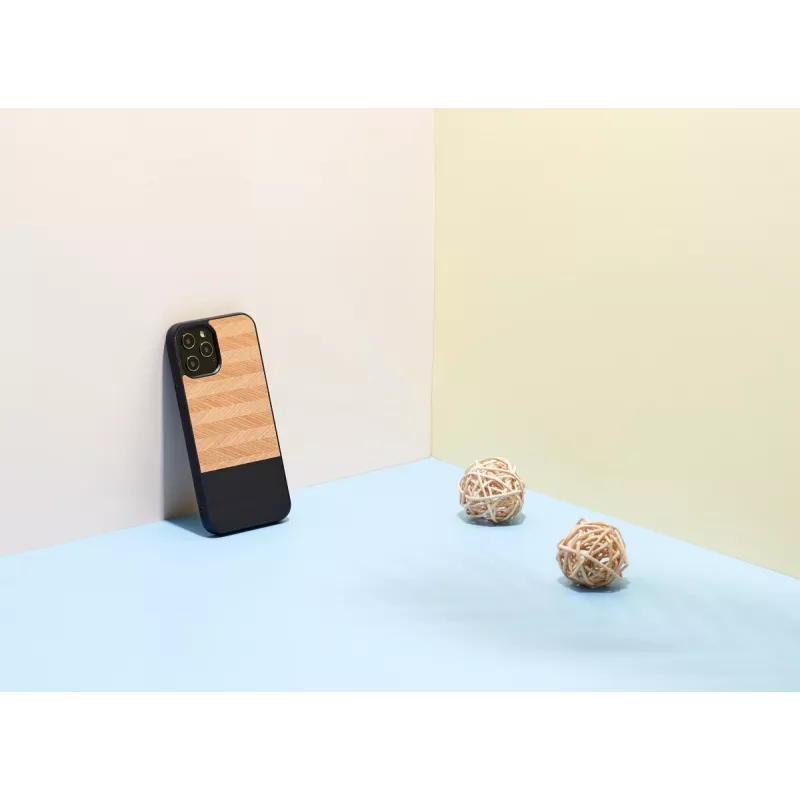 Etui Man and Wood do iPhone 12 / 12 Pro — jodełka nero czarne wykończenie