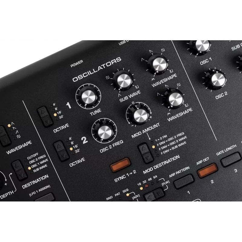 Analogowy syntezator Moog MOOG MESSENGER — monofoniczny instrument biurkowy