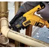 Piła szablasta DeWalt DCS367N 18V, skok 2,86 cm, głębokość cięcia drewno 30 cm / metal 10 cm, waga 2,3 kg