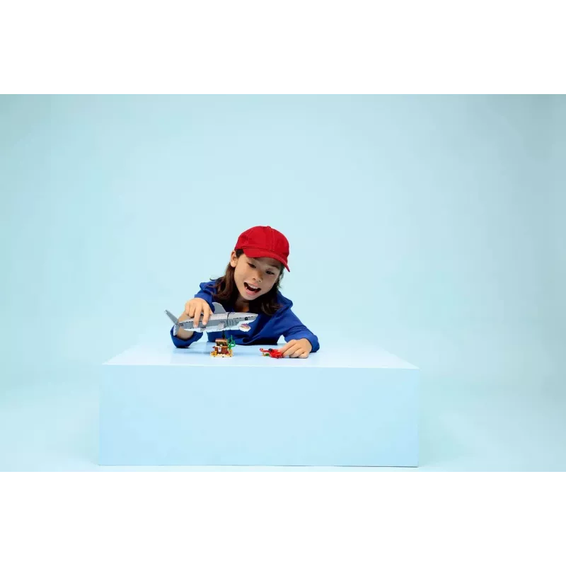 LEGO CREATOR 3 W 1 31381 Groźny Rekin ze Skrzynią Skarbów