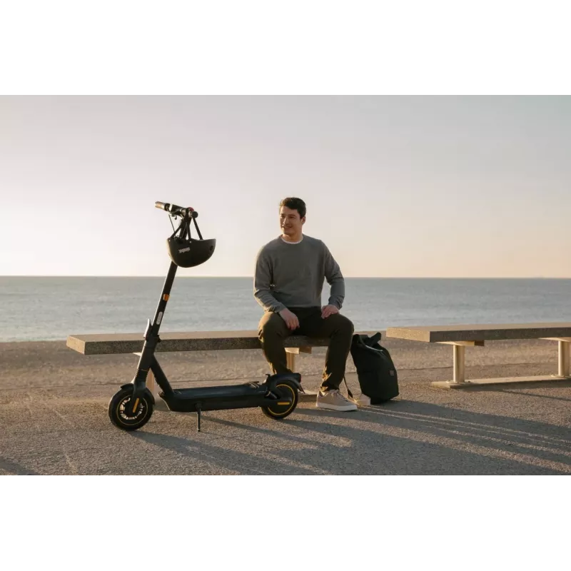 Klasyczny hulajnoga Ninebot by Segway KickScooter MAX G2 D