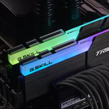 DIMM 32 GB DDR4-3200 (2x 16 GB) Dual-Kit, Arbeitsspeicher schwarz, F4-3200C16D-32GTZR, Trident Z RGB, INTEL XMP