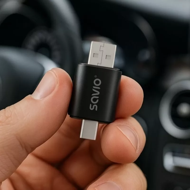 Bezprzewodowy nadajnik audio Savio TR-17 Bluetooth USB 10 m Czarny