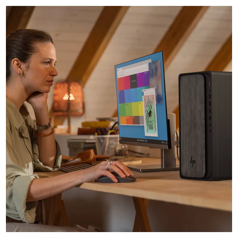 HP OmniDesk M02-0072ng RYZ7 8700G/16GB/1TBSSD/W11 Home