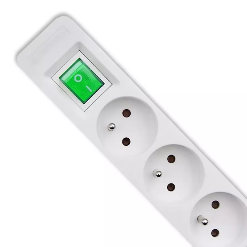 Przedłużacz Qoltec 50288 1,8 m 4 gniazda AC wewnętrzny biały